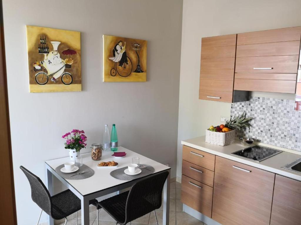 Colonna Rooms & Apartment ตรานิ ภายนอก รูปภาพ